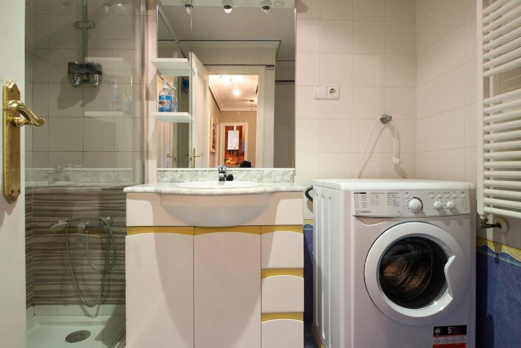 Apartamento Frente Al Sardinero Сантандер Екстериор снимка